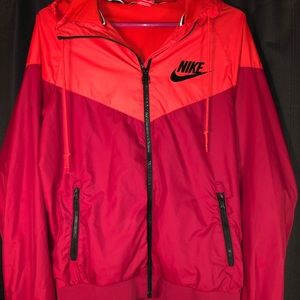 Nike Winderbreaker